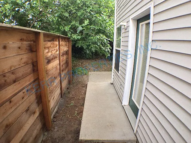 2219 SE Reedway St — Photo 14