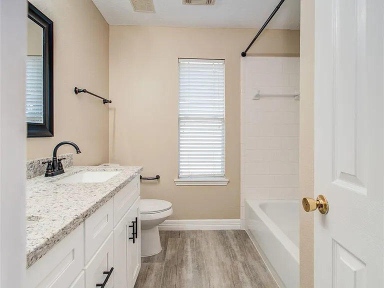 419 Thorpe Springs Dr — Photo 26