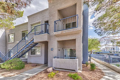 2201 Ramsgate Dr Photo 1