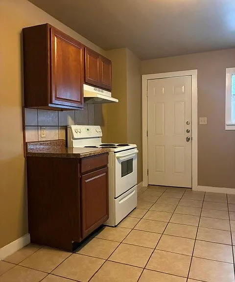 217 N 1st St #12 — Photo 2