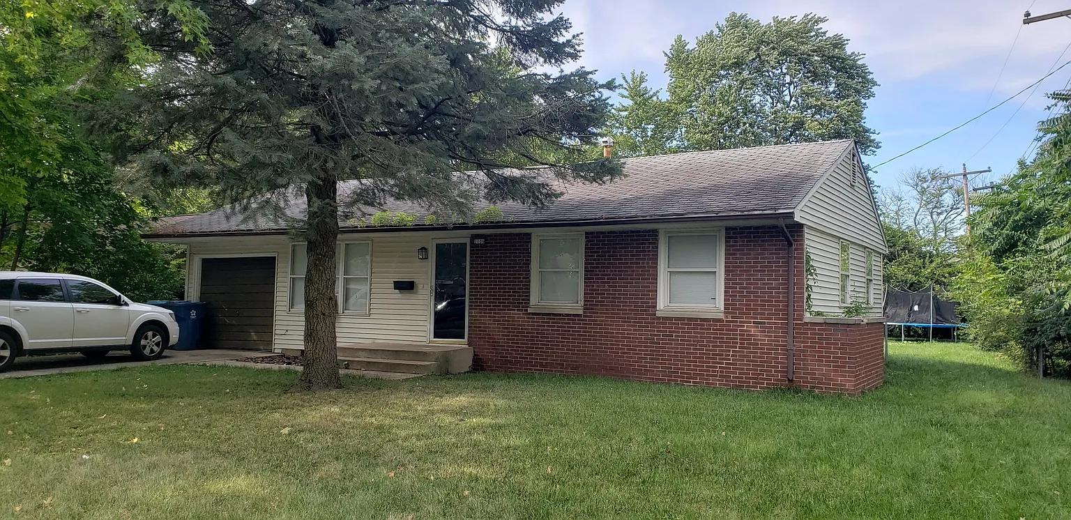 1106 W Beardsley Ave photo 1