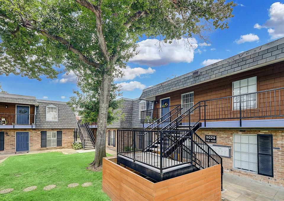 1st image of 9029 Gaylord Dr APT 126