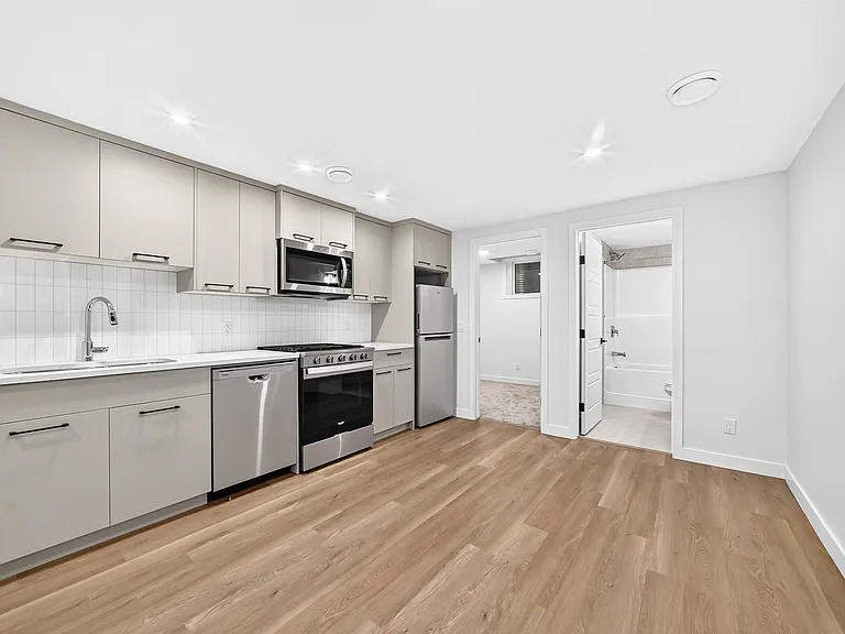 280 Paterson Way SW — Photo 16