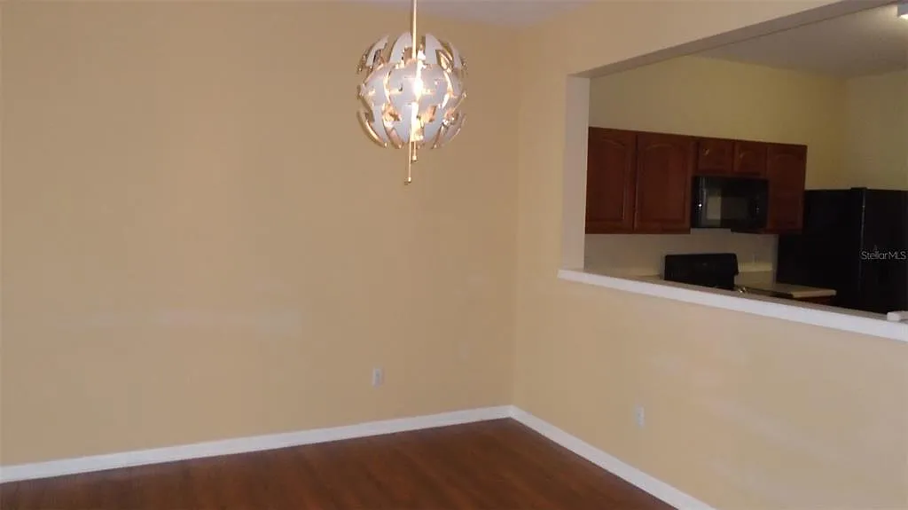 2 bed, 2.5 bath, 1550 sqft, $2,095 — Photo 4