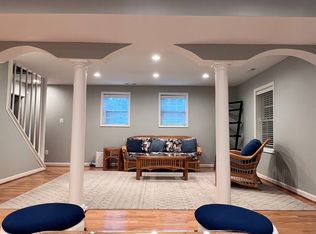 5600 Gobind Ln, Fairfax Station, VA 22039