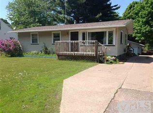 1918 W Ridge St, Marquette, MI 49855