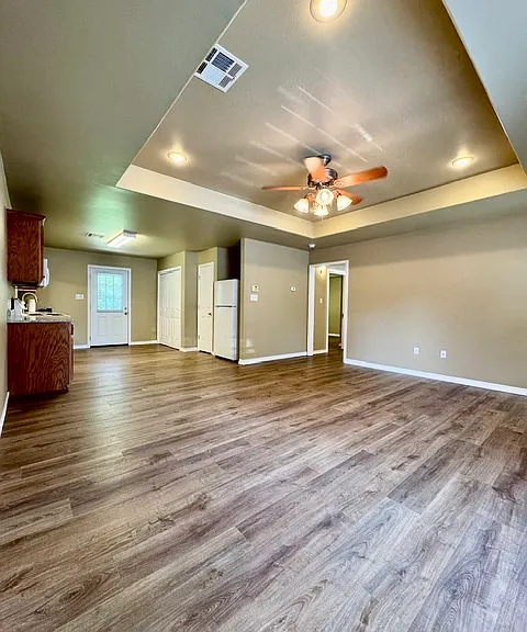 10486 Terral Dr — Photo 2