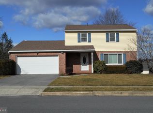 3045 Linda Ln, Sinking Spring, PA 19608