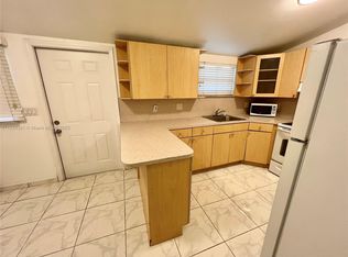 1674 NE 174th St, North Miami Beach, FL 33162
