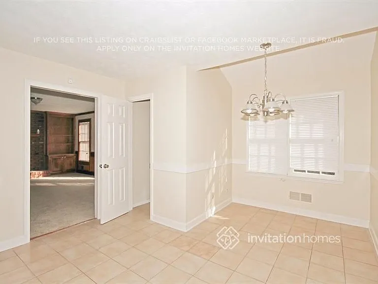1480 Meadow Oak Dr — Photo 7