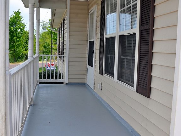2nd image of 1760 Birch Dr