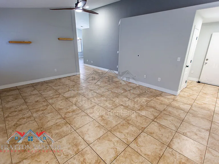 721 S Williams Pl — Photo 5