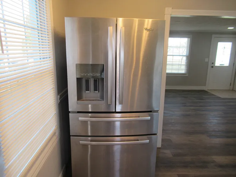 9295 Dorothy Dr — Photo 9