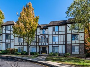75 Village Dr, Morristown, NJ 07960