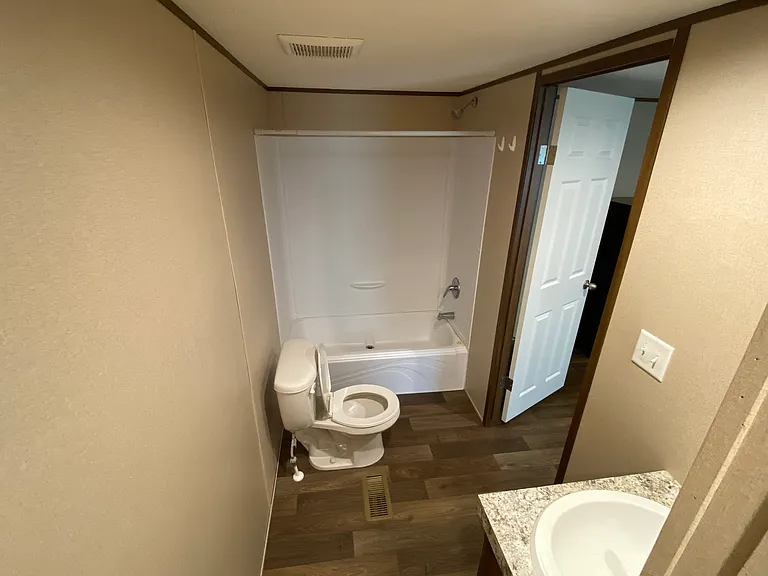 1107 Stokes Ave — Photo 10