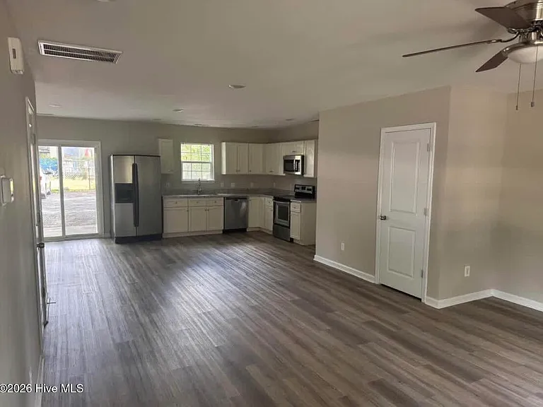 5313 Park Ave #B — Photo 9