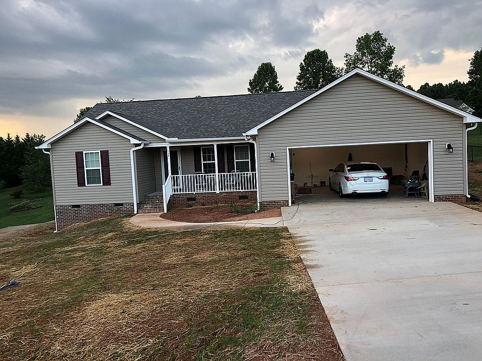 1st image of 156 Deer Haven Dr