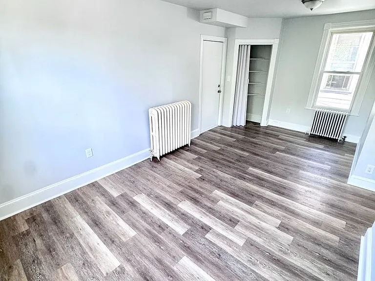 1401 Washington St — Photo 4