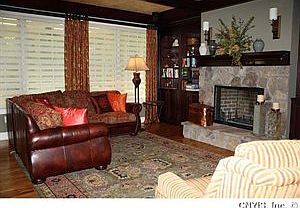 3rd image of 707 Front Royal Cir