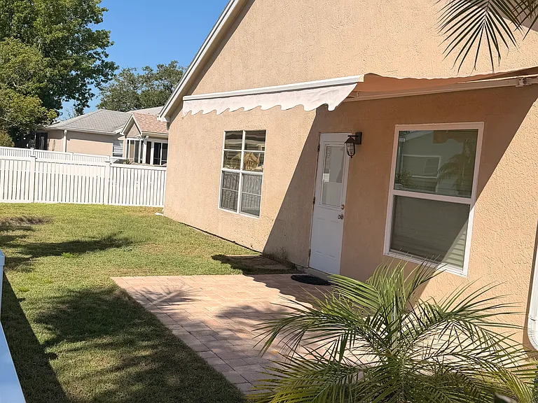 4208 Northampton Dr — Photo 31