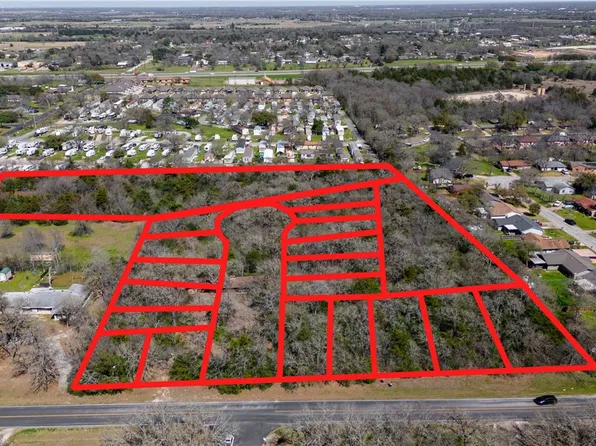 3707 Old Hearne Rd, Bryan, TX 77803