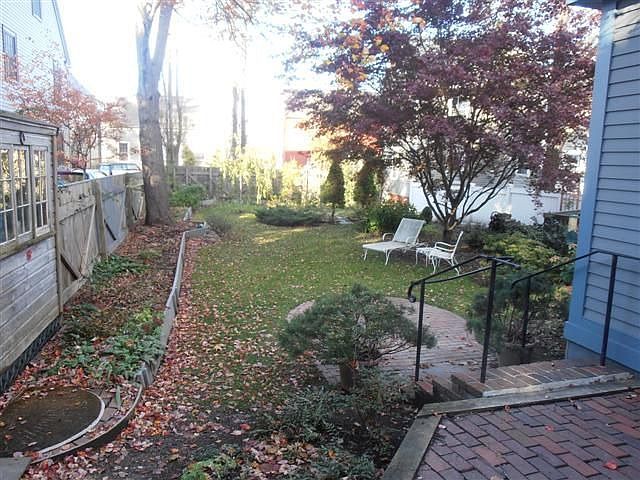 2nd image of 39 Pray St