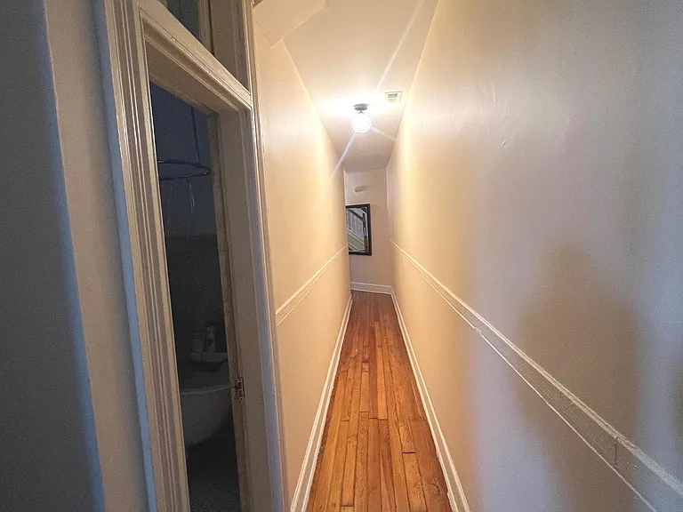 727 Reservoir St — Photo 32