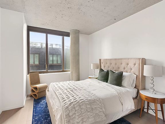 3rd image of 196 Orchard St #7R