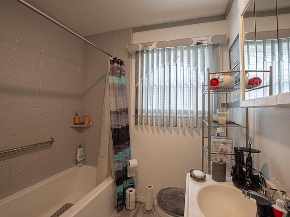 5th image of 4222 W Hope AVENUE