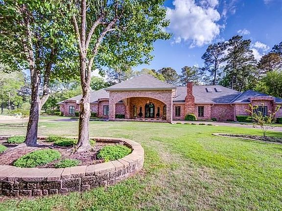 4th image of 202 Deerfield Dr
