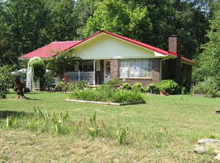 209 Cherokee Ln, Chatsworth, GA 30705