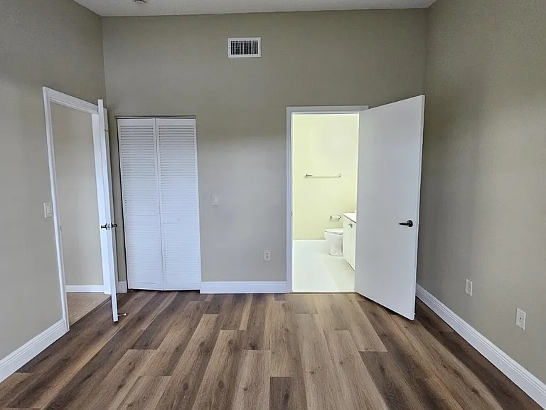 3490 Briar Bay Blvd #206 — Photo 18