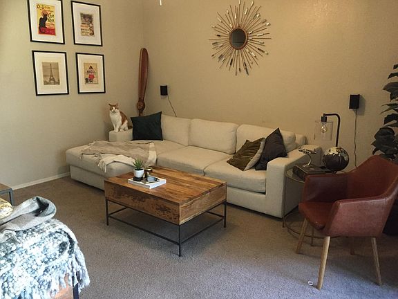 3rd image of 2089 E Pinnacle Terrace Way APT 203