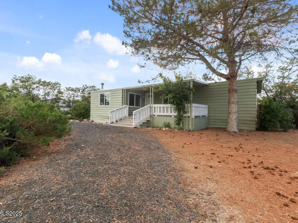 3703 Atkins St, Silver Springs, NV 89429