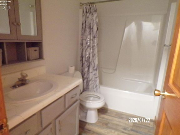 5th image of 16 Sun Valley Dr