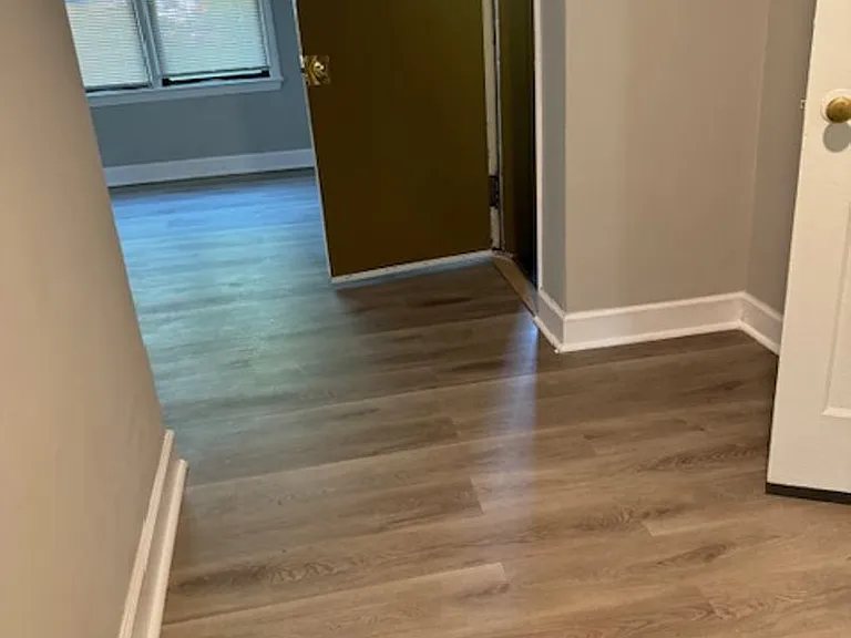 427 Burbank St SE — Photo 8