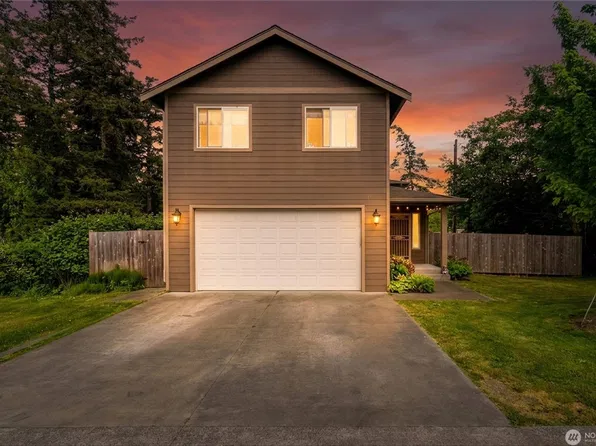 4662 Alderson Rd, Blaine, WA 98230