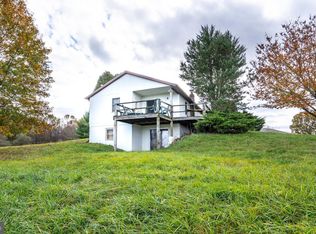 School House Way, Hedgesville, WV 25427