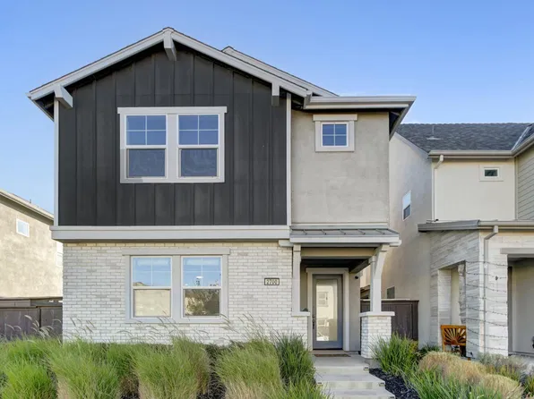 2700 Bathford St, Sacramento, CA 95833