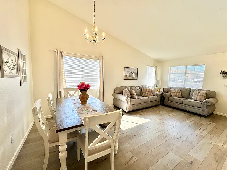 3960 Regatta Dr — Photo 4