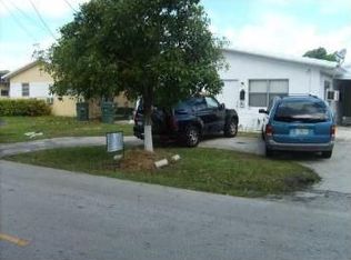 815 SW 3rd St, Hallandale Beach, FL 33009