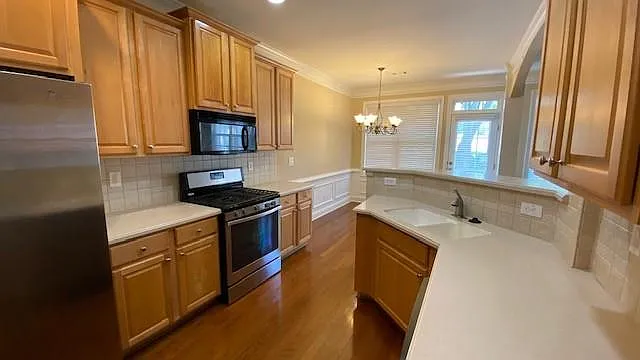 2511 Gadsen Walk — Photo 19