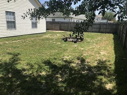 2nd image of 2289 Estates Cir