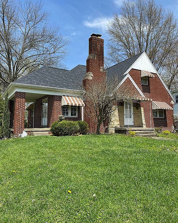 1st image of 608 E 1st St