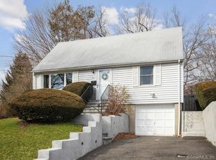 57 Lockwood Ln, Norwalk, CT 06851