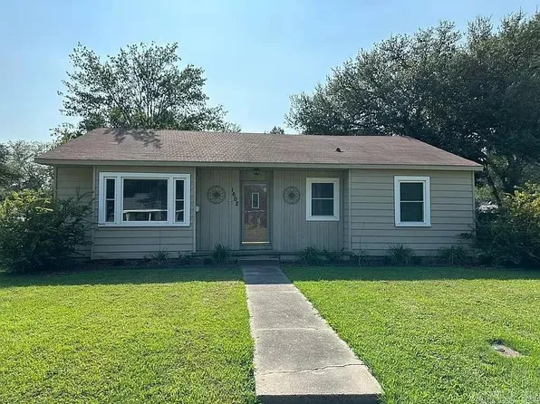 1602 S Buerkle St, Stuttgart, AR 72160