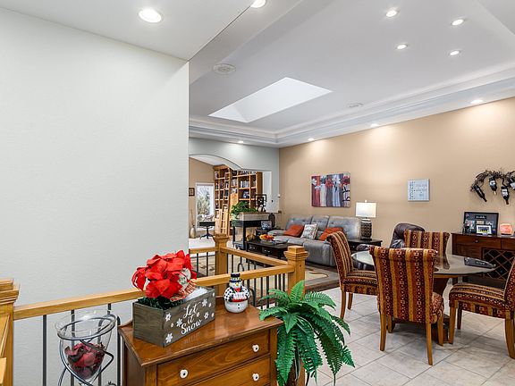 5th image of 4886 Monarch Dr #15
