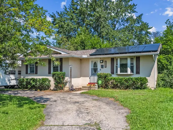 5090 Brush Ridge Ct, Columbus, OH 43228