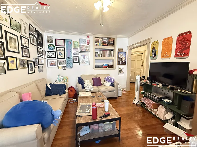 134 Sutherland Rd #2A — Photo 8