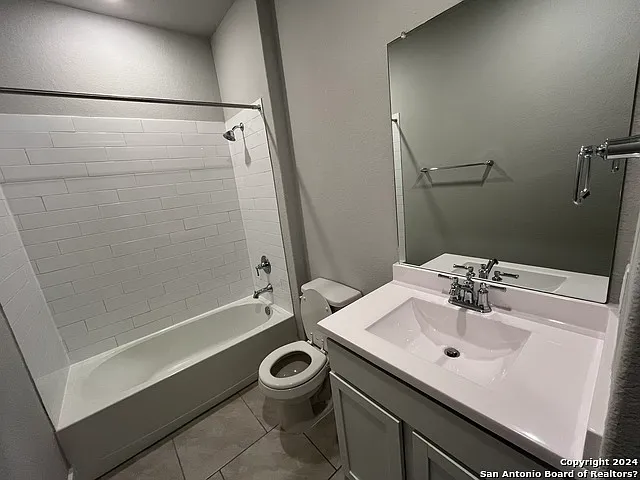 4506 Nueces Path — Photo 18